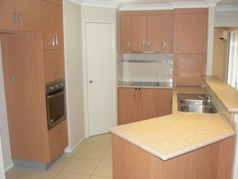 43 MacFarlan Street, Birkdale QLD 4159