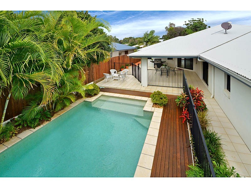 25 Trafalgar Vale Avenue, Wellington Point QLD 4160