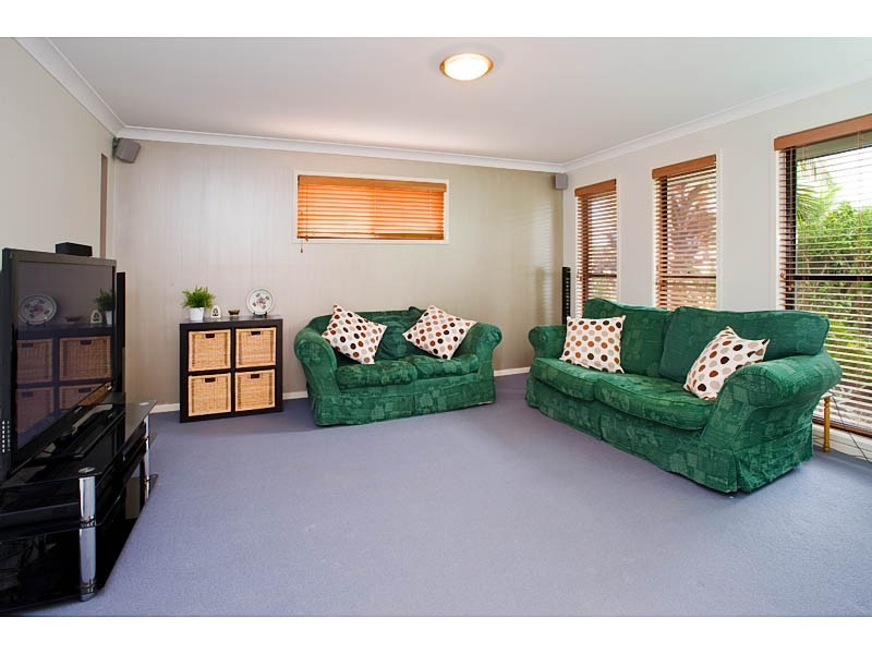 25 Trafalgar Vale Avenue, Wellington Point QLD 4160