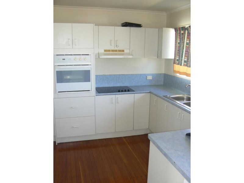 281 Bloomfield Street, Cleveland QLD 4163