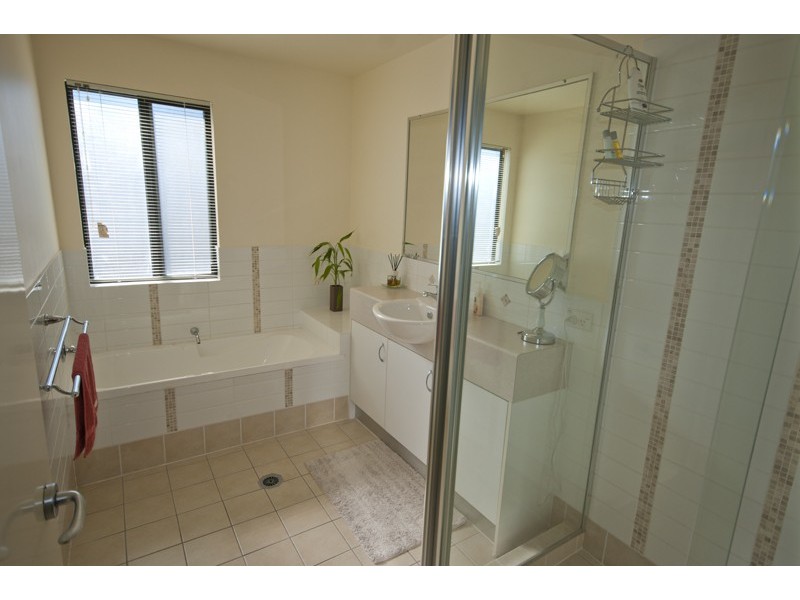 1/398 Birkdale Road, Wellington Point QLD 4160
