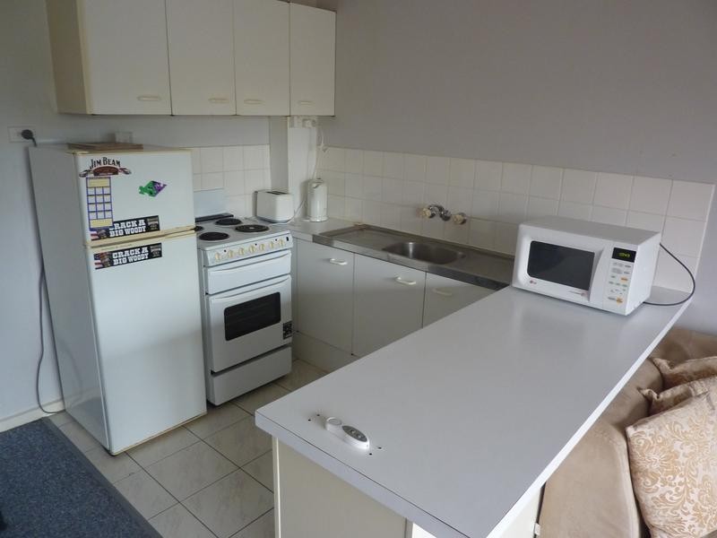 4/22 Leonard Ave, Southport QLD 4215