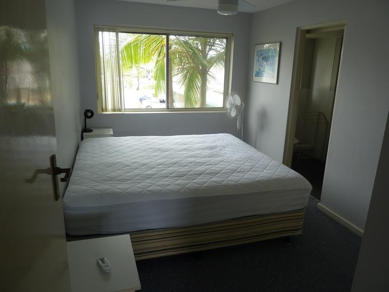 4/22 Leonard Ave, Southport QLD 4215