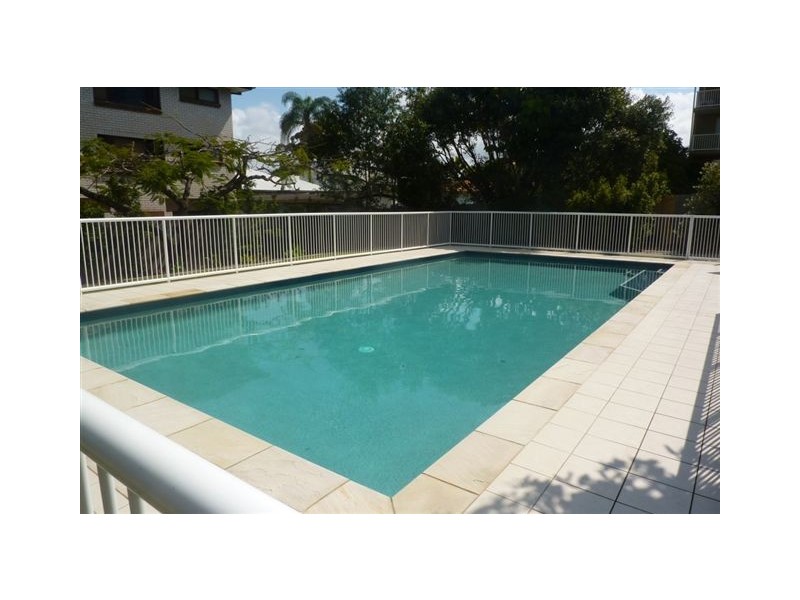 8/52 Queen Street, Southport QLD 4215