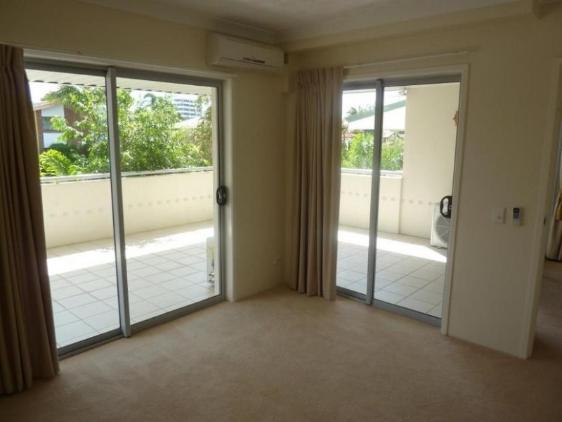 8/52 Queen Street, Southport QLD 4215