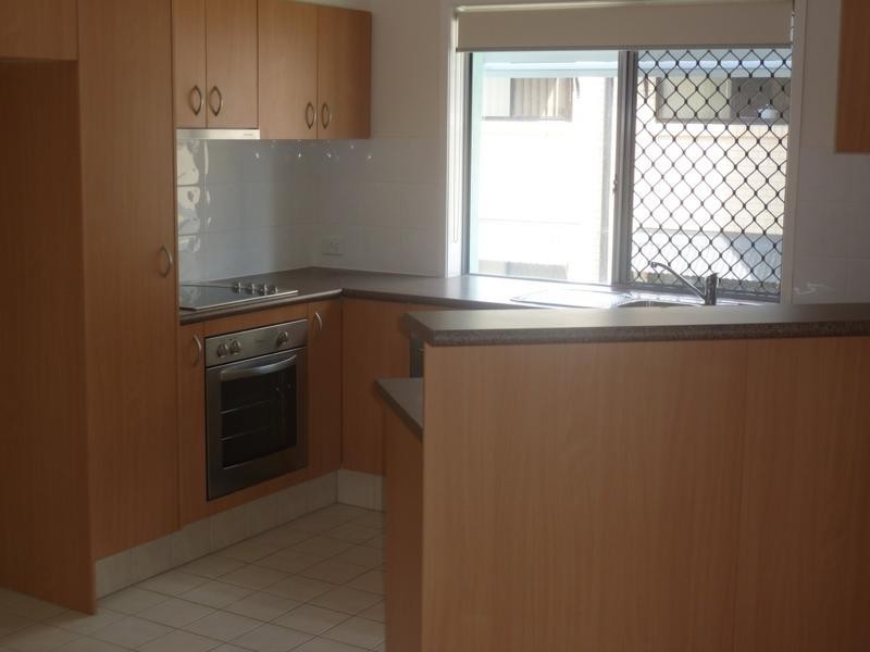 8/52 Queen Street, Southport QLD 4215