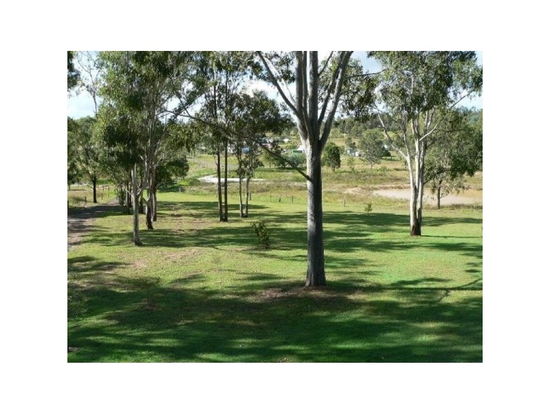 22 Beames Drive, Laidley South QLD 4341