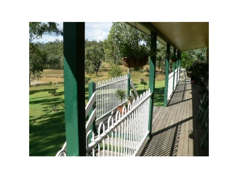 22 Beames Drive, Laidley South QLD 4341
