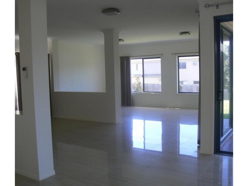 143 Bay Street, Cleveland QLD 4163