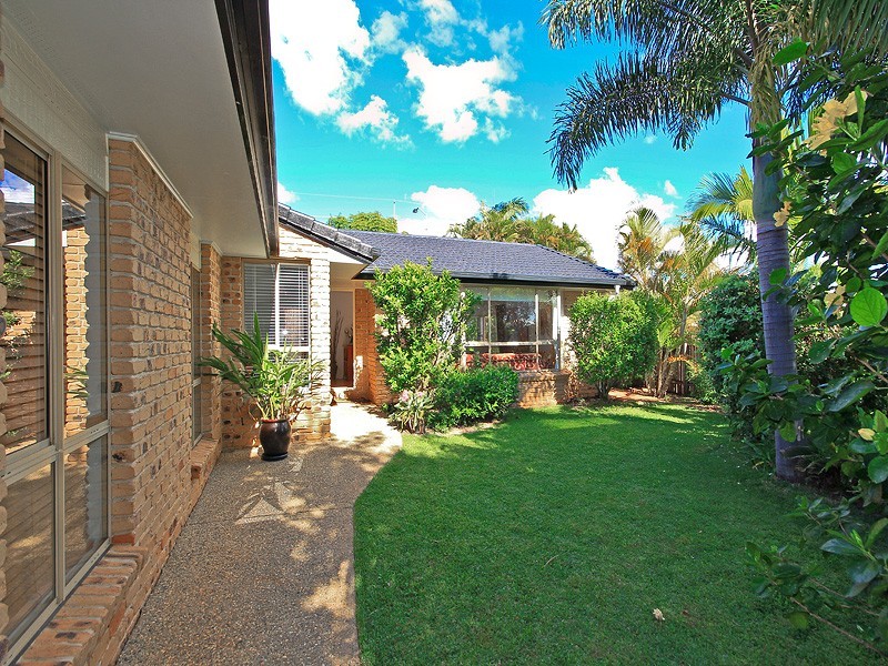 27 Spurs Drive, Wellington Point QLD 4160