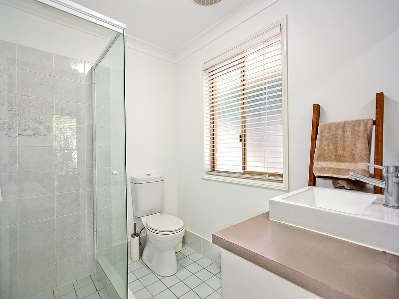 27 Spurs Drive, Wellington Point QLD 4160