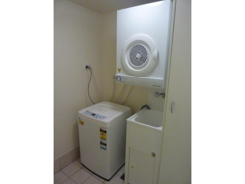 7/52 Queen St, Southport QLD 4215