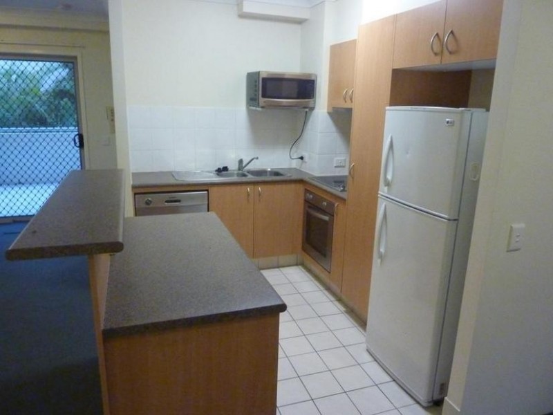 7/52 Queen St, Southport QLD 4215