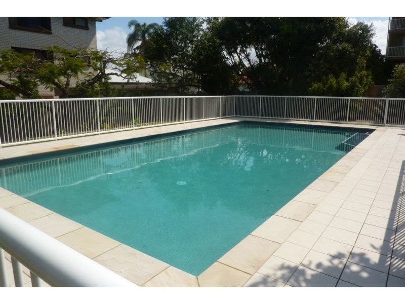 3/52 Queen St, Southport QLD 4215