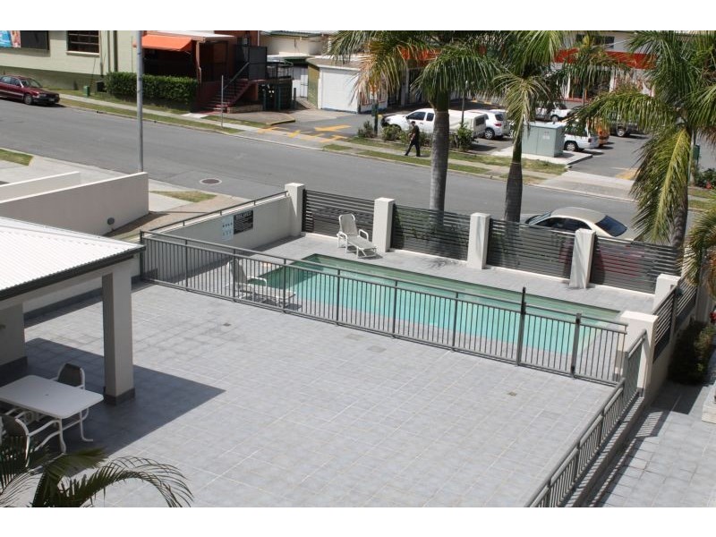13/48 Lenneberg St, Southport QLD 4215