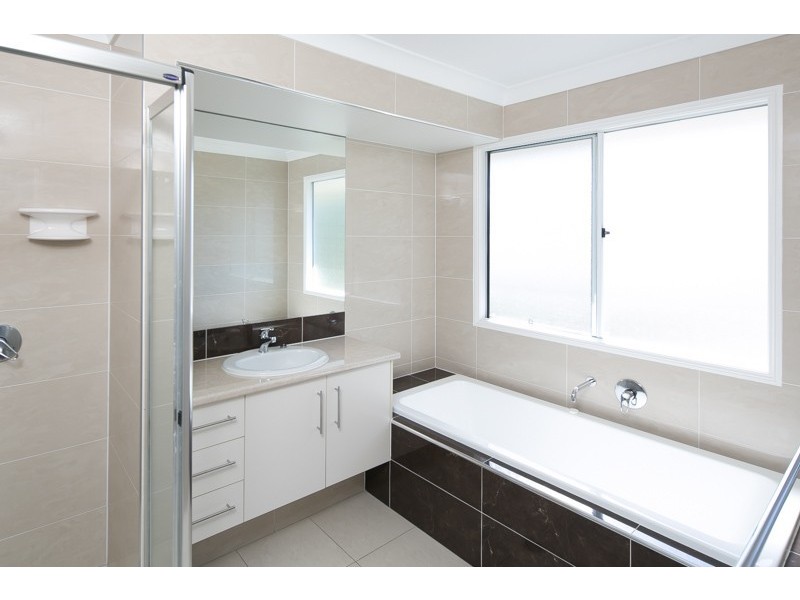 47 Dundas Street West, Ormiston QLD 4160