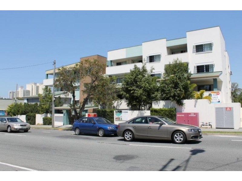 8/52 Queen St, Southport QLD 4215
