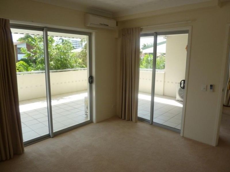 8/52 Queen St, Southport QLD 4215