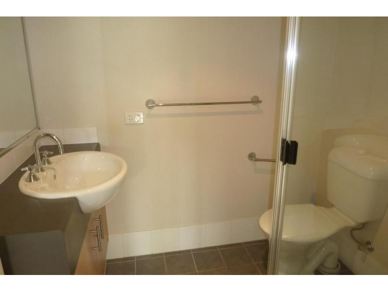 14/48 Lenneberg St, Southport QLD 4215