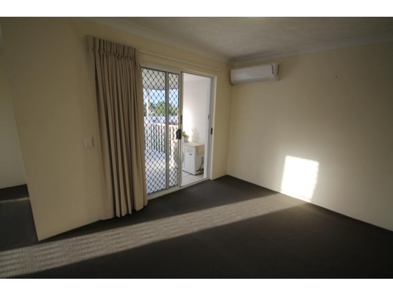 17/27 Walton St, Southport QLD 4215