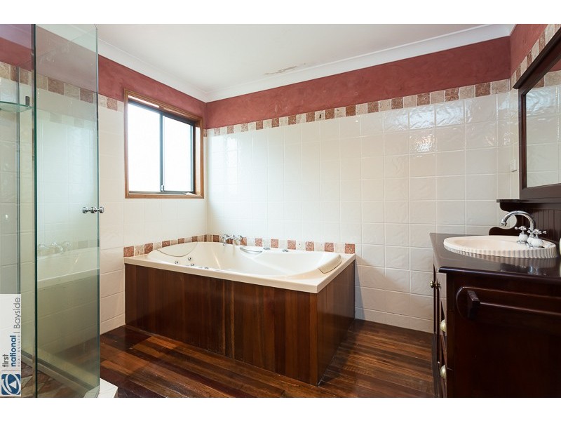 89 Barron Road, Birkdale QLD 4159