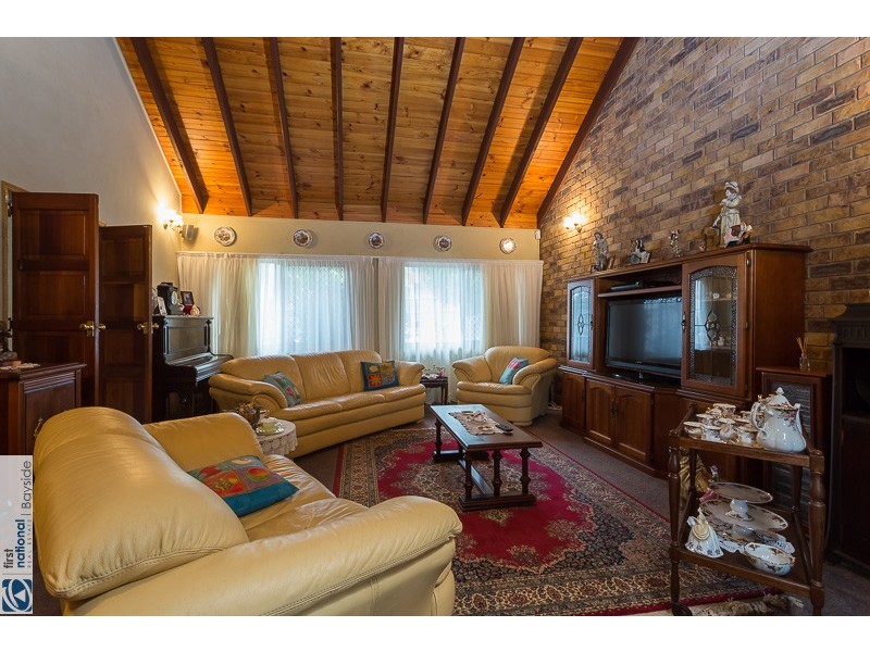 89 Barron Road, Birkdale QLD 4159