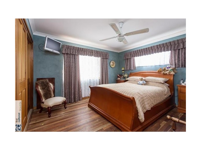 89 Barron Road, Birkdale QLD 4159