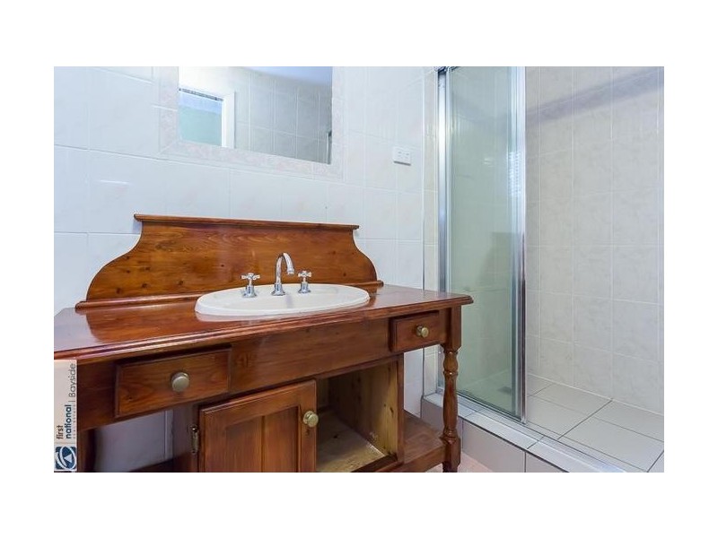 89 Barron Road, Birkdale QLD 4159