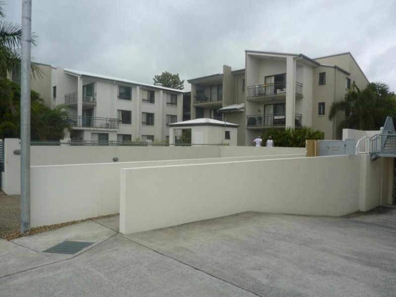 Lot 10, 10/48 Lenneberg St, Southport QLD 4215