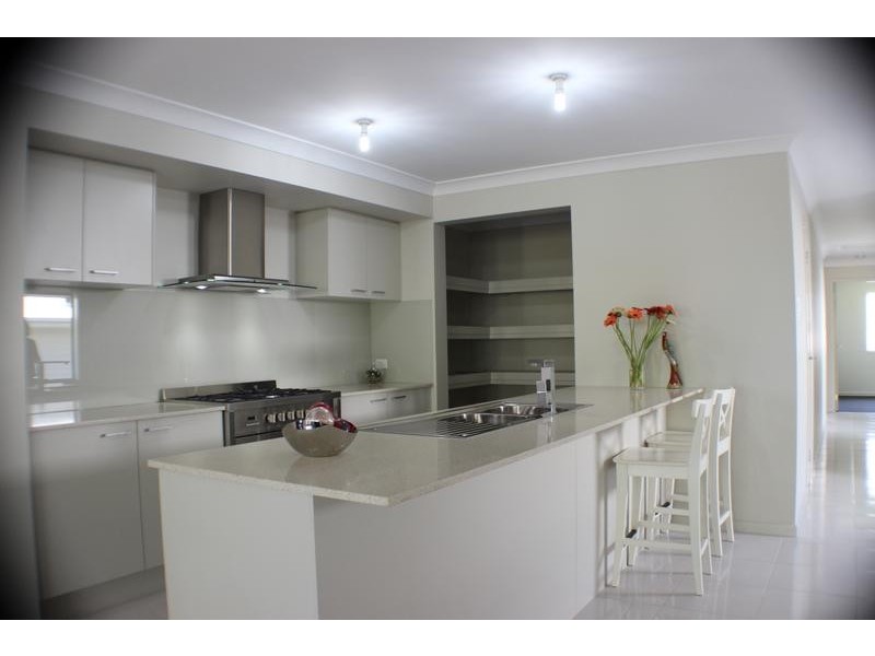 346 Main Road, Wellington Point QLD 4160