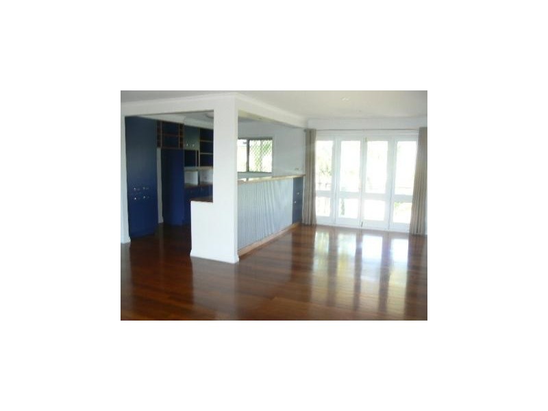 1 Mala Crescent, Birkdale QLD 4159