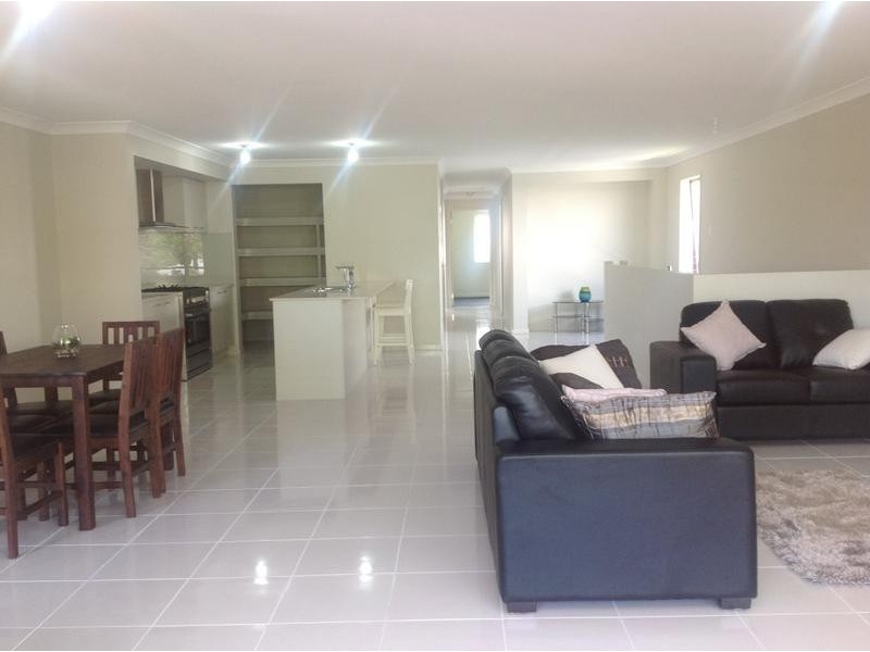 346 Main Road, Wellington Point QLD 4160
