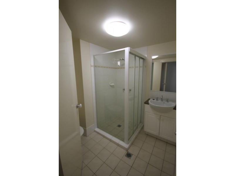 11/52 Queen St, Southport QLD 4215