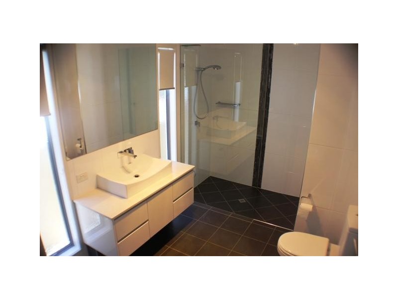 217 Main Road, Wellington Point QLD 4160