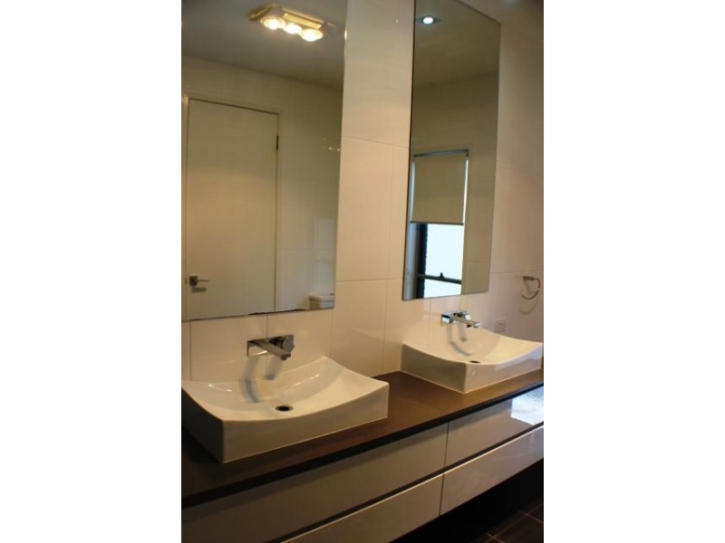 217 Main Road, Wellington Point QLD 4160