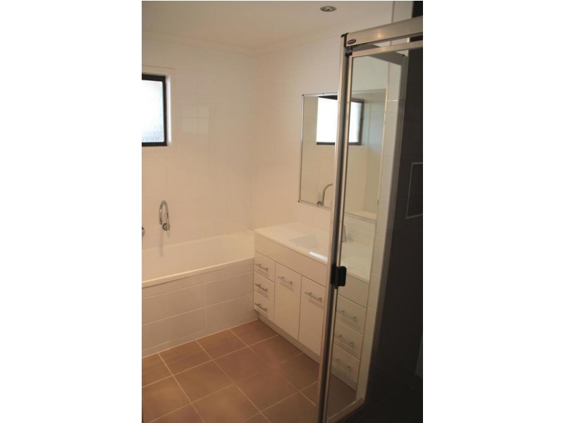 715 Old Cleveland Road East, Wellington Point QLD 4160