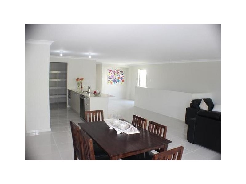 346 Main Road,, Wellington Point QLD 4160