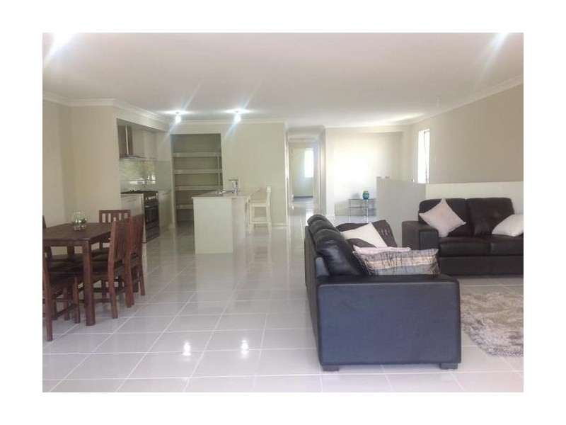 346 Main Road,, Wellington Point QLD 4160