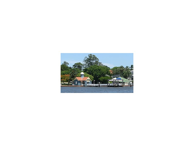 25 Mullens Street, Hawthorne QLD 4171