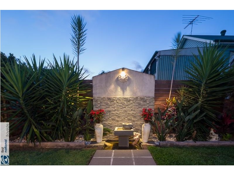 25 Saul Street, Thorneside QLD 4158