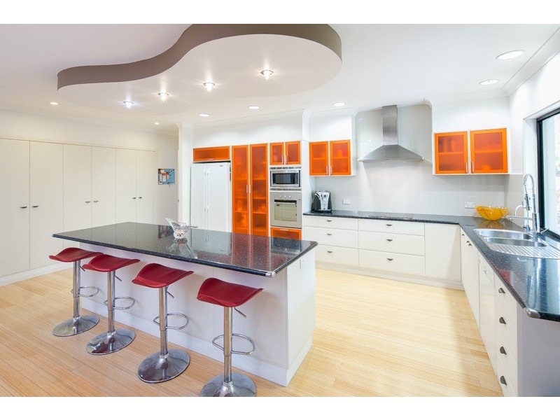 25 Saul Street, Thorneside QLD 4158