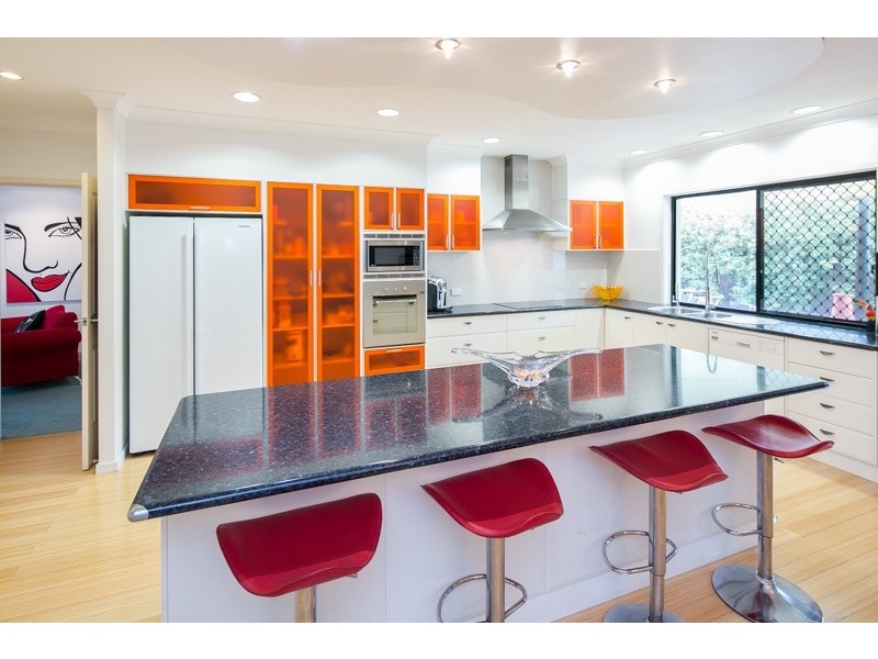 25 Saul Street, Thorneside QLD 4158