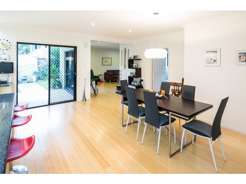 25 Saul Street, Thorneside QLD 4158