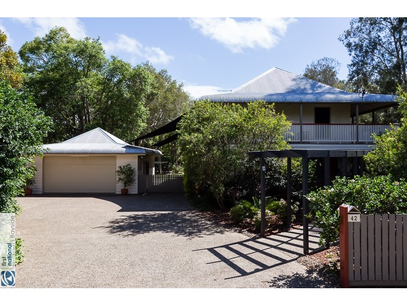 42 Valley Road, Wellington Point QLD 4160