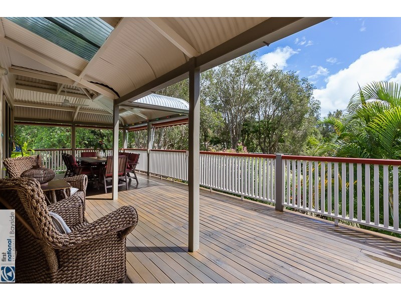 42 Valley Road, Wellington Point QLD 4160