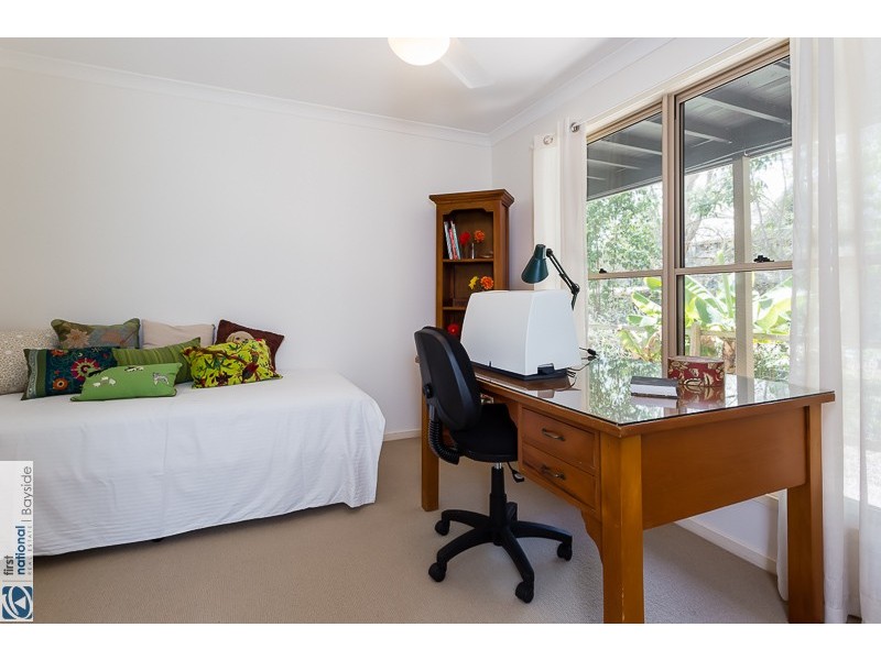 42 Valley Road, Wellington Point QLD 4160