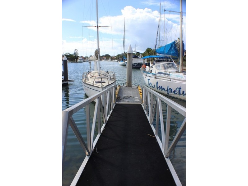 5 Masthead Drive, Cleveland QLD 4163