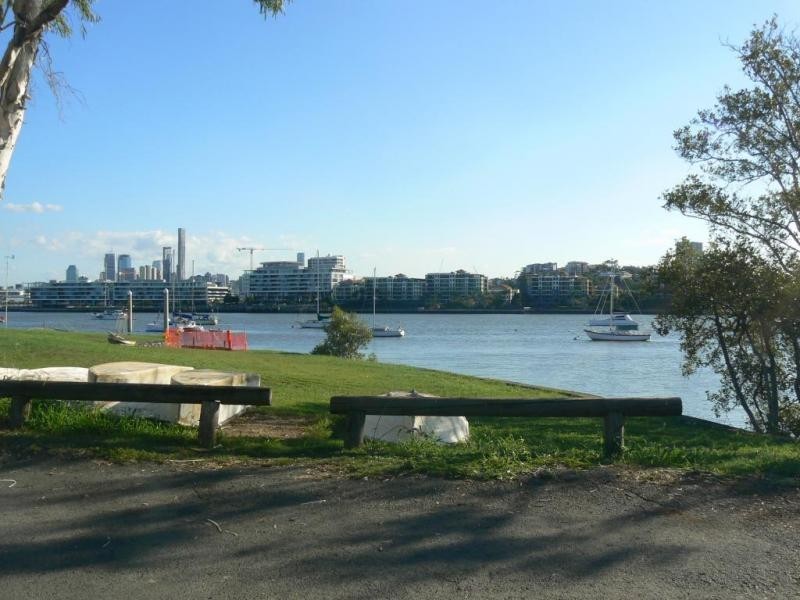 109 Lytton Road, Bulimba QLD 4171