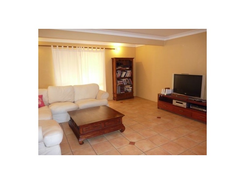 65 Mooroondu Rd, Thorneside QLD 4158