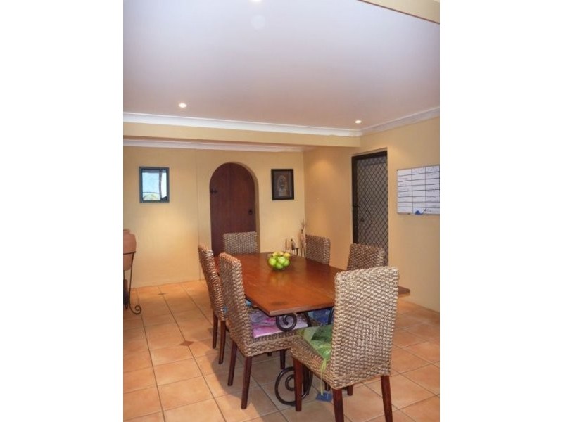 65 Mooroondu Rd, Thorneside QLD 4158